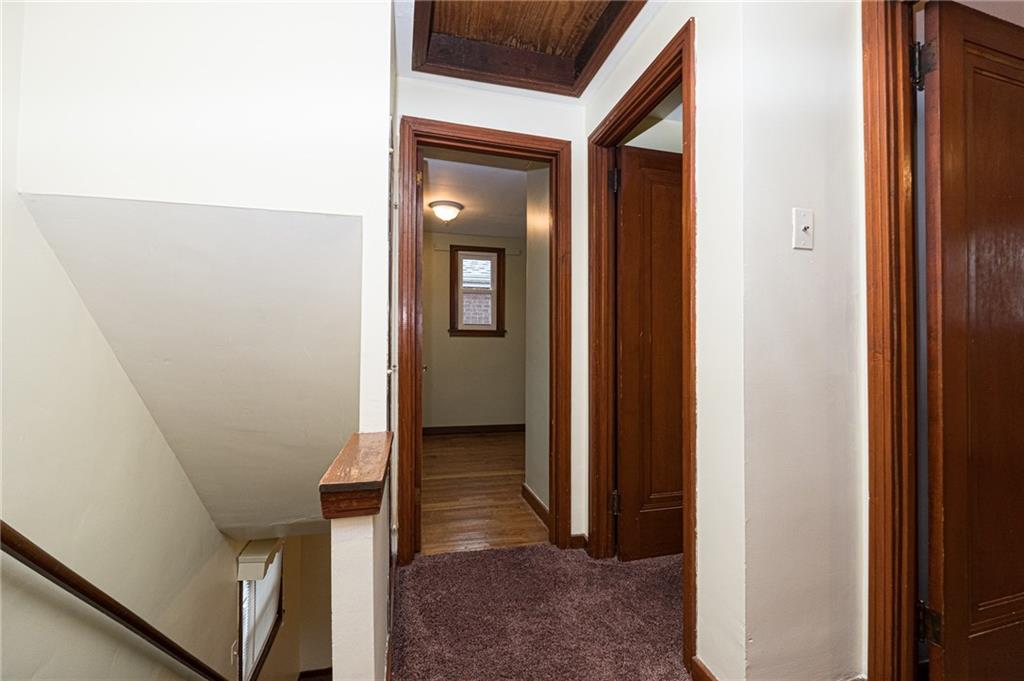 927 Liberty Street McKees Rocks, PA 15136 - Photo 10 of 20