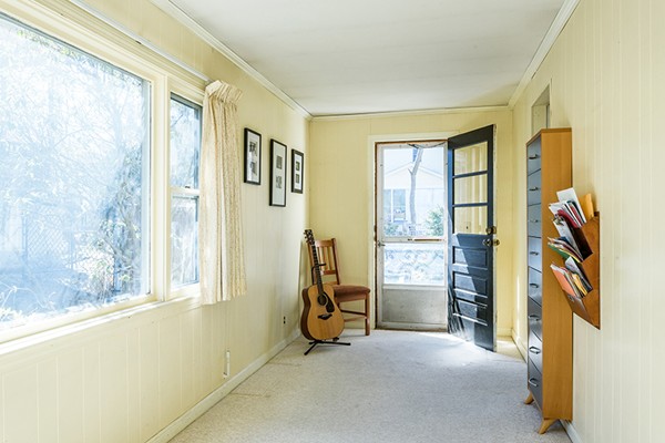 142 Jackson Street Newton, MA 02459 - Photo 8 of 18