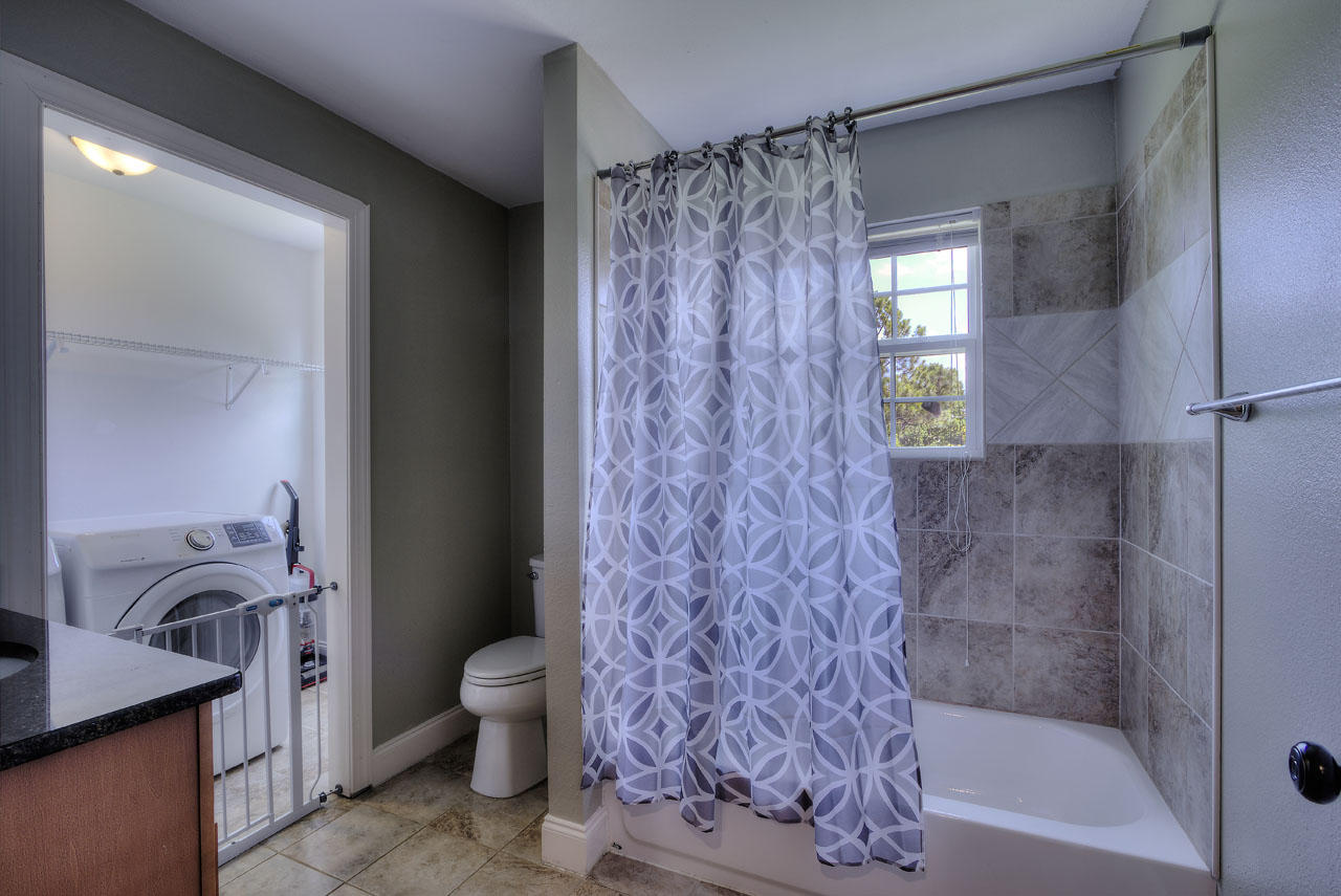 1971 Cecil Johnson Road Knoxville, TN 37921 - Photo 14 of 32 2nd Full Bathroom