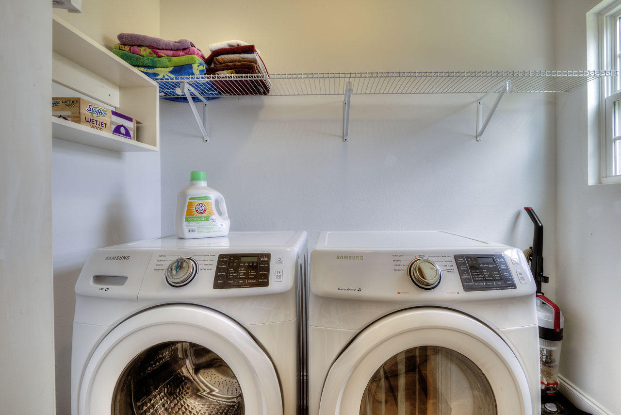 1971 Cecil Johnson Road Knoxville, TN 37921 - Photo 16 of 32 Laundry Room