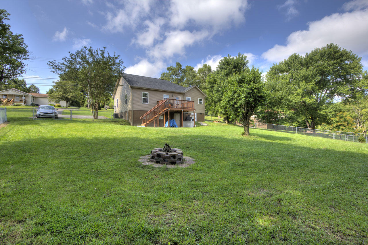 1971 Cecil Johnson Road Knoxville, TN 37921 - Photo 29 of 32 Let's cook some smores