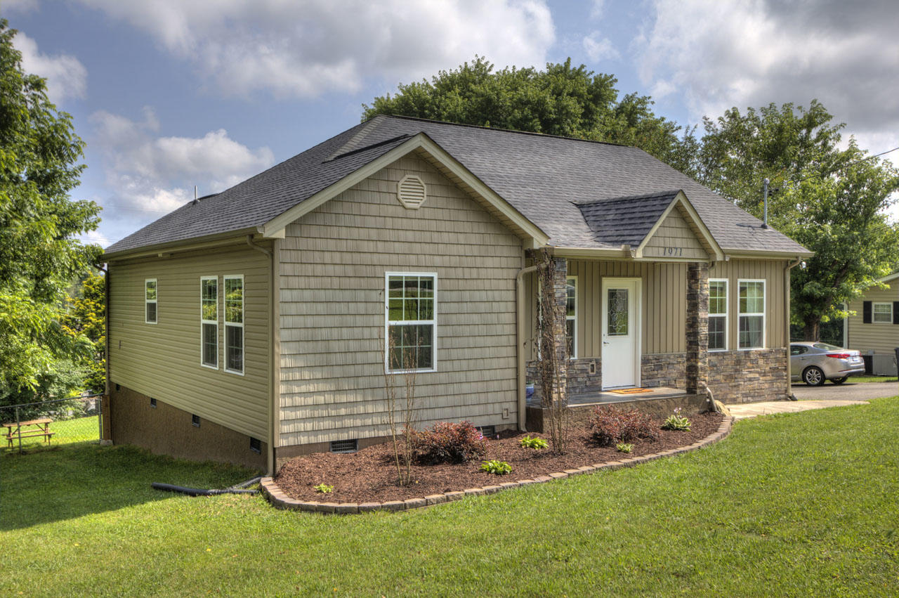 1971 Cecil Johnson Road Knoxville, TN 37921 - Photo 31 of 32 3 bedroom 2 bath, awesome lot