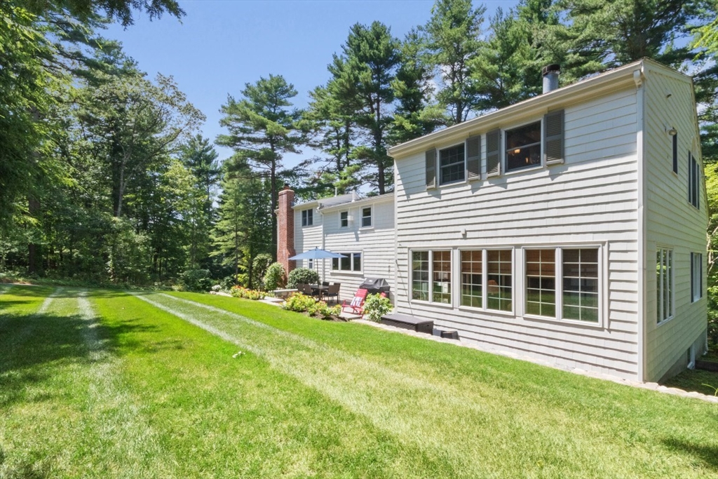 71 Silver Hill Road Weston, MA 02493 - Photo 3 of 40