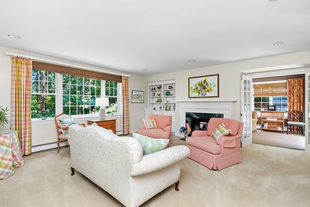 71 Silver Hill Road Weston, MA 02493 - Photo 9 of 40
