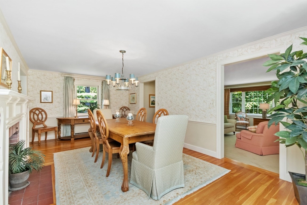 71 Silver Hill Road Weston, MA 02493 - Photo 10 of 40