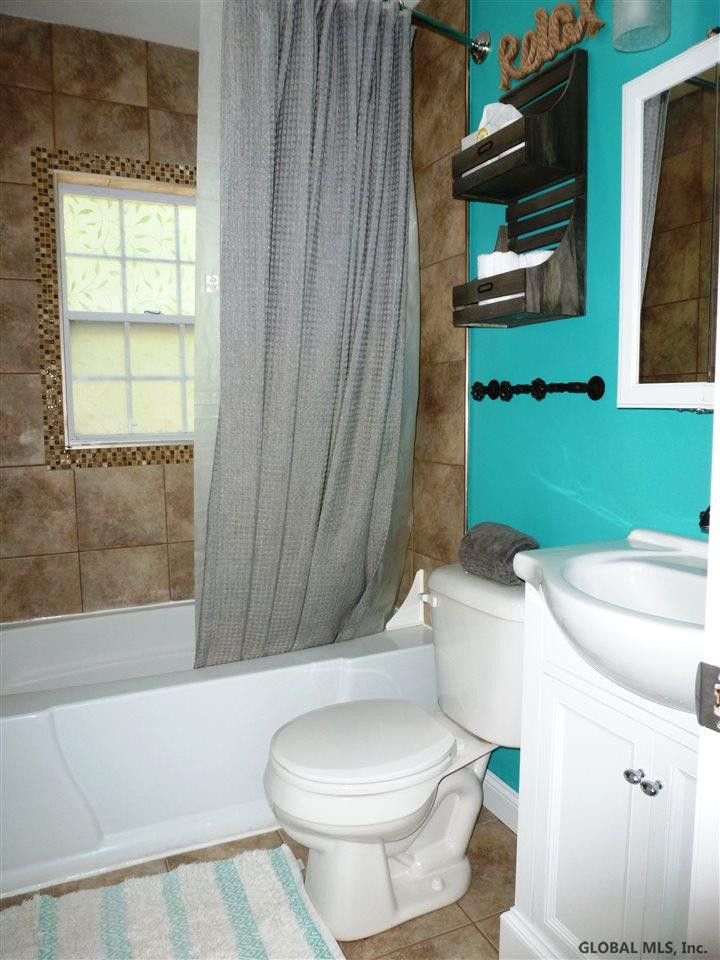 5958 East Old State Road Schenectady, NY 12303 - Photo 13 of 29 Photo 13