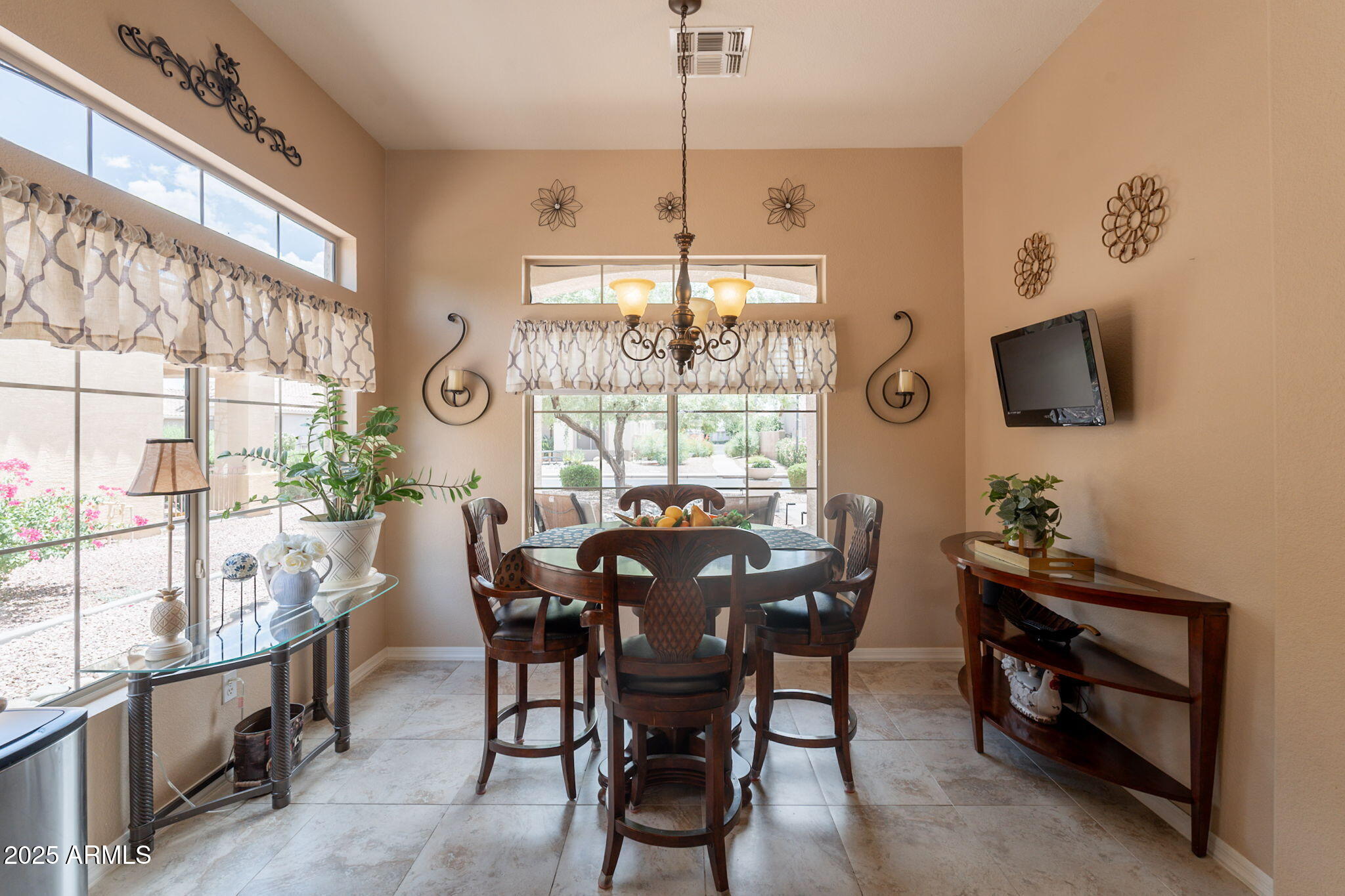 4508 East Walnut Road Gilbert, AZ 85298 - Photo 18 of 44 17-web-or-mls-Walnut-17
