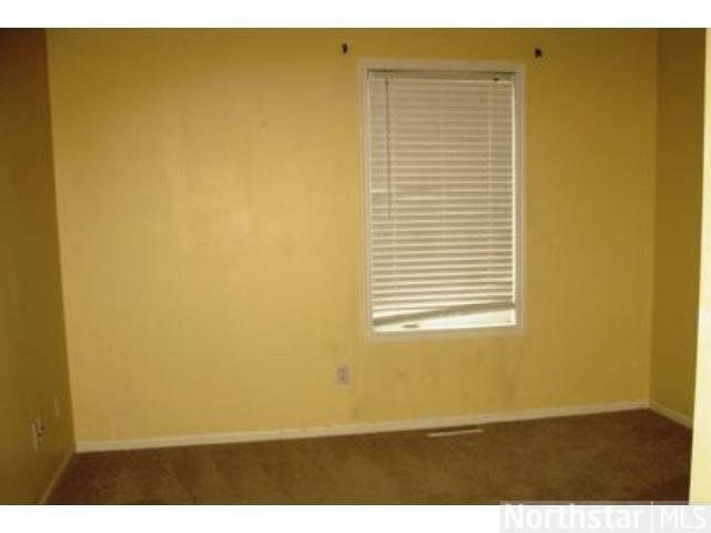 6834 Folkestone Road Apple Valley, MN 55124 - Photo 10 of 12 Gallery Image 10