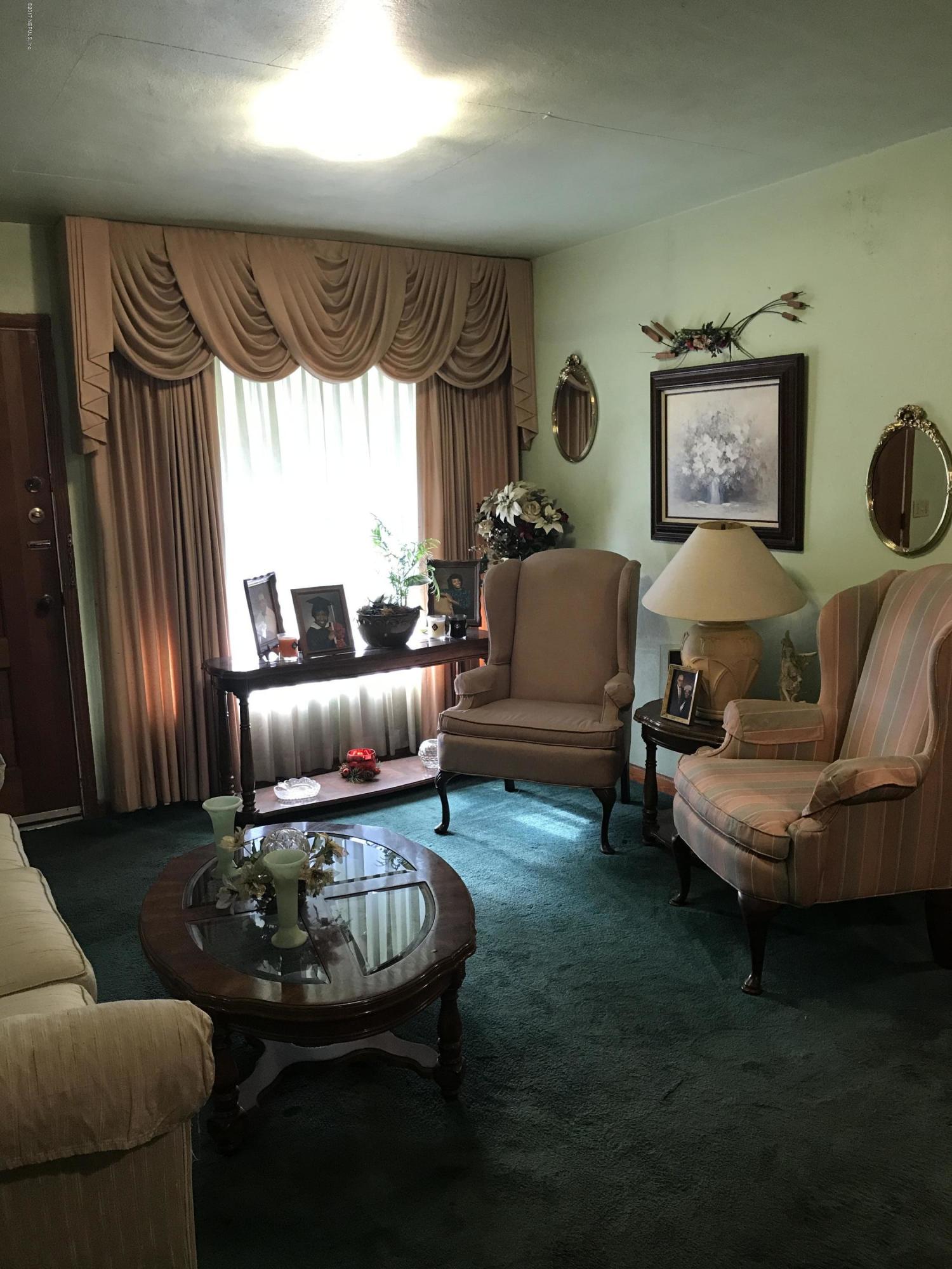 1124 South Ellis Road Jacksonville, FL 32205 - Photo 3 of 5 IMG_8531