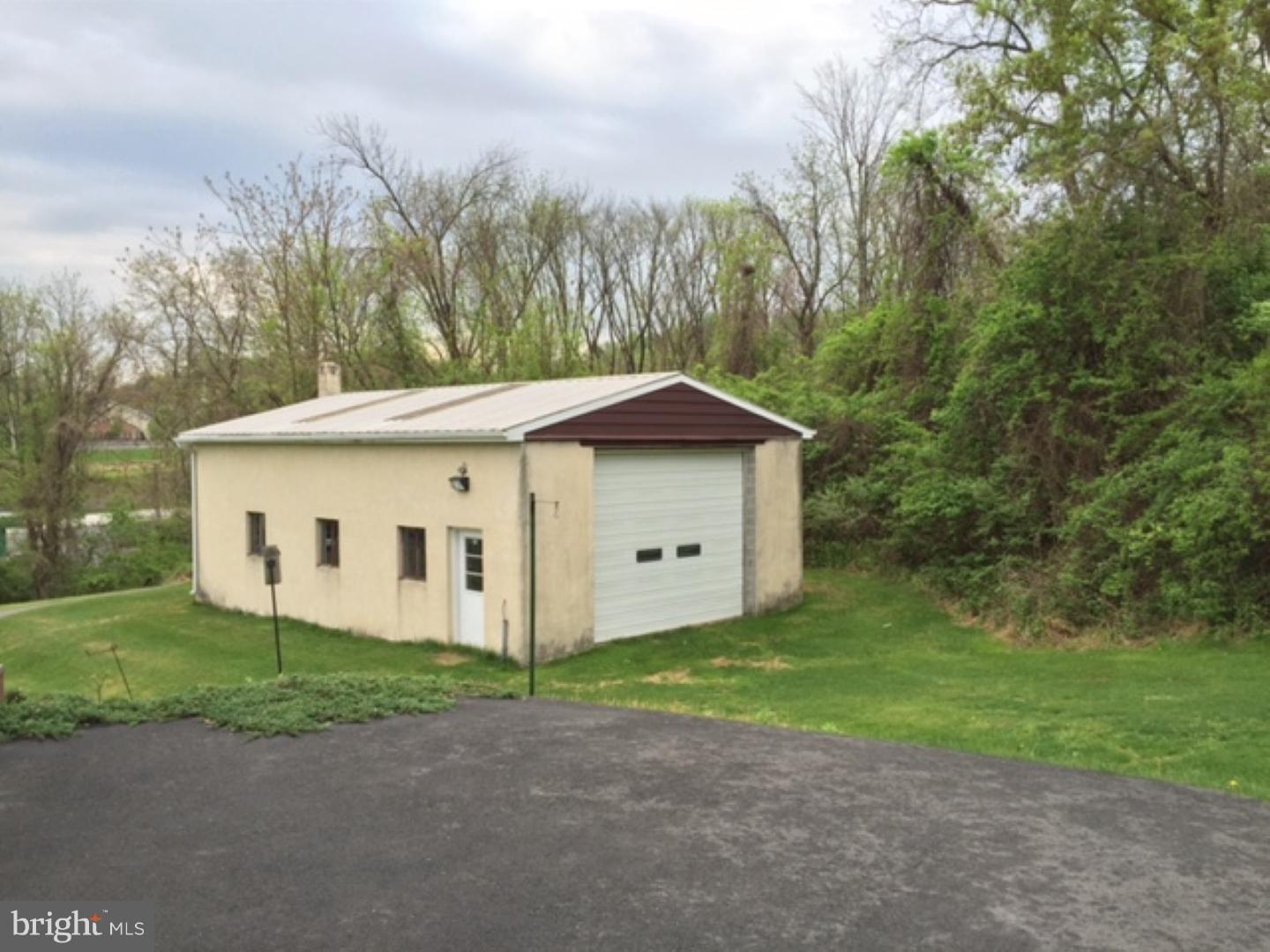 141 Wilma Avenue Reading, PA 19607 - Photo 6 of 17 Gallery Image 6