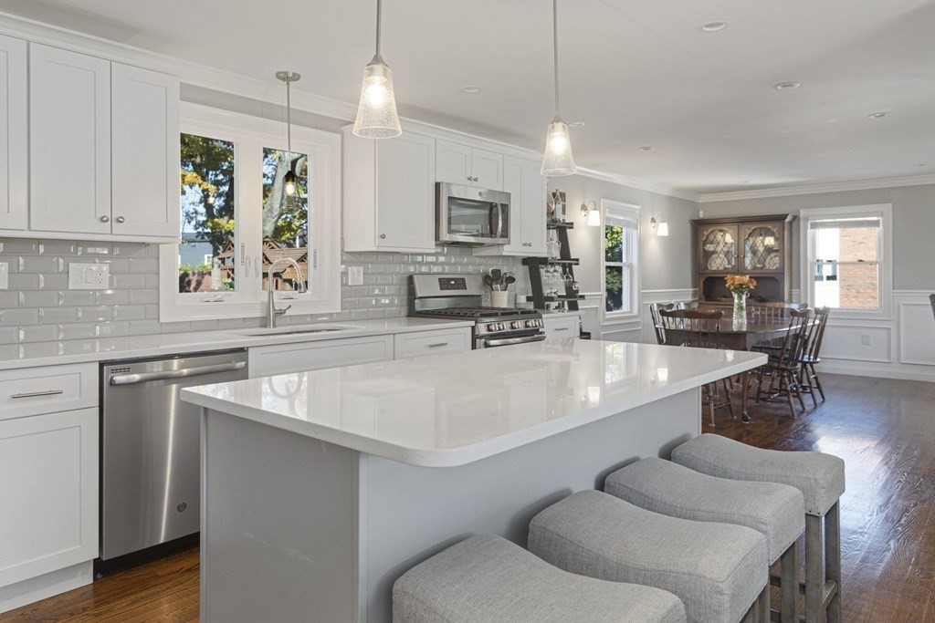 20 Riley Road Boston, MA 02136 - Photo 2 of 33 Gallery Image 2