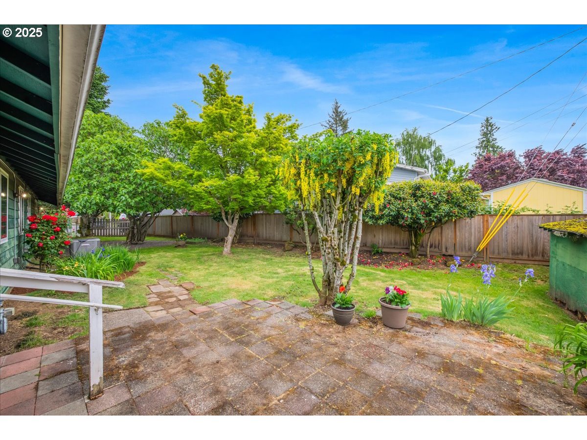 23554 Southeast Oak Street Gresham, OR 97030 - Photo 23 of 25 Gallery Image 23