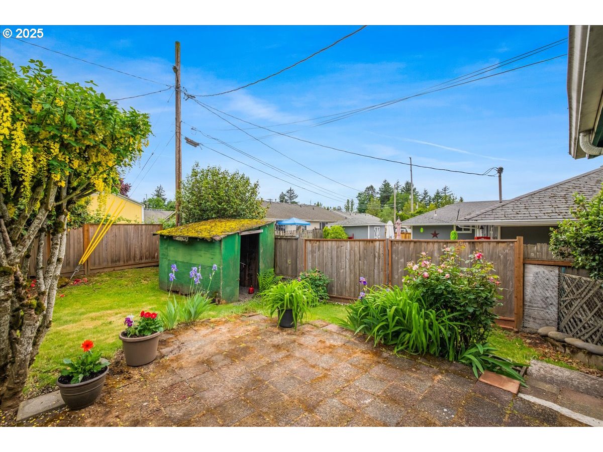 23554 Southeast Oak Street Gresham, OR 97030 - Photo 24 of 25 Gallery Image 24