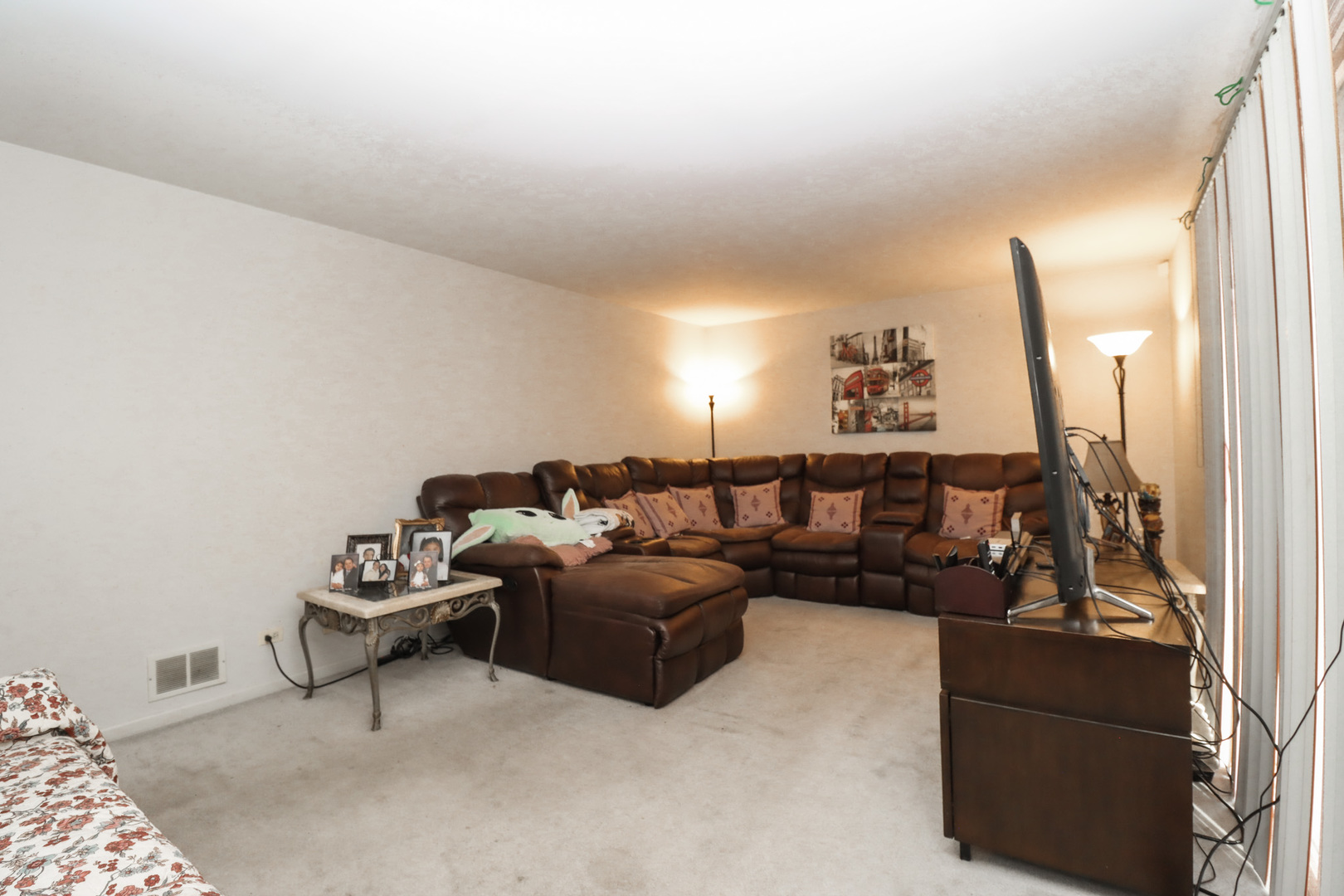 35 Meyerson Way Wheeling, IL 60090 - Photo 17 of 46