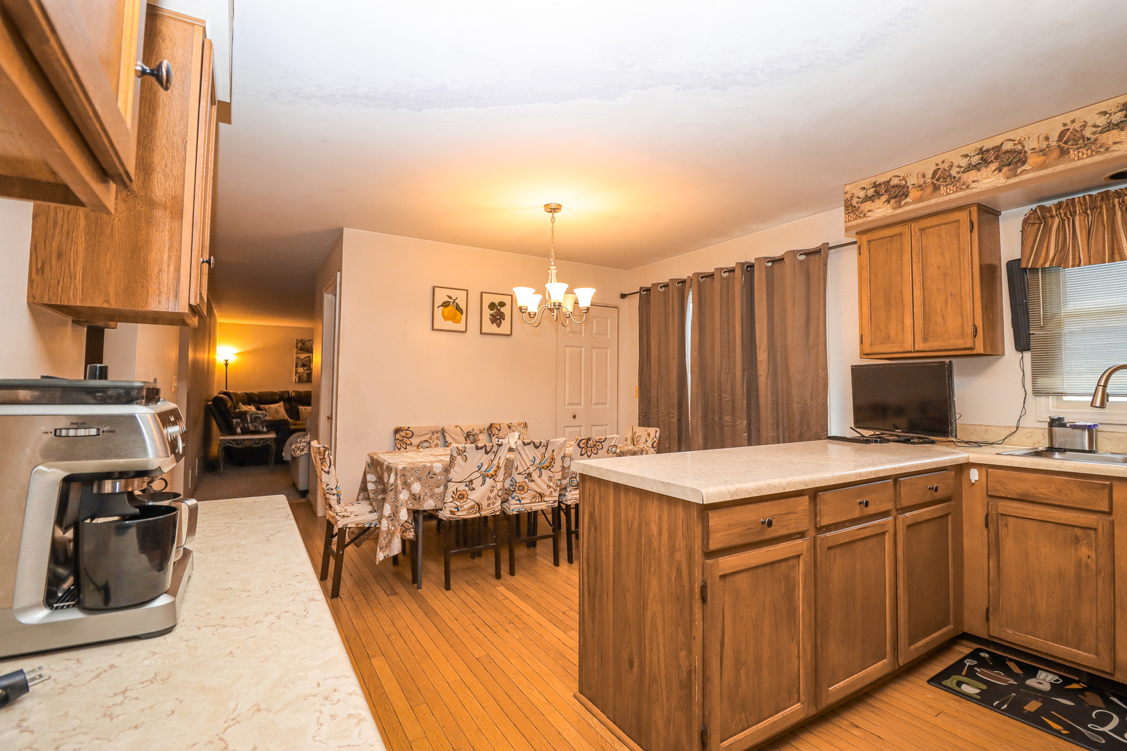 35 Meyerson Way Wheeling, IL 60090 - Photo 9 of 46