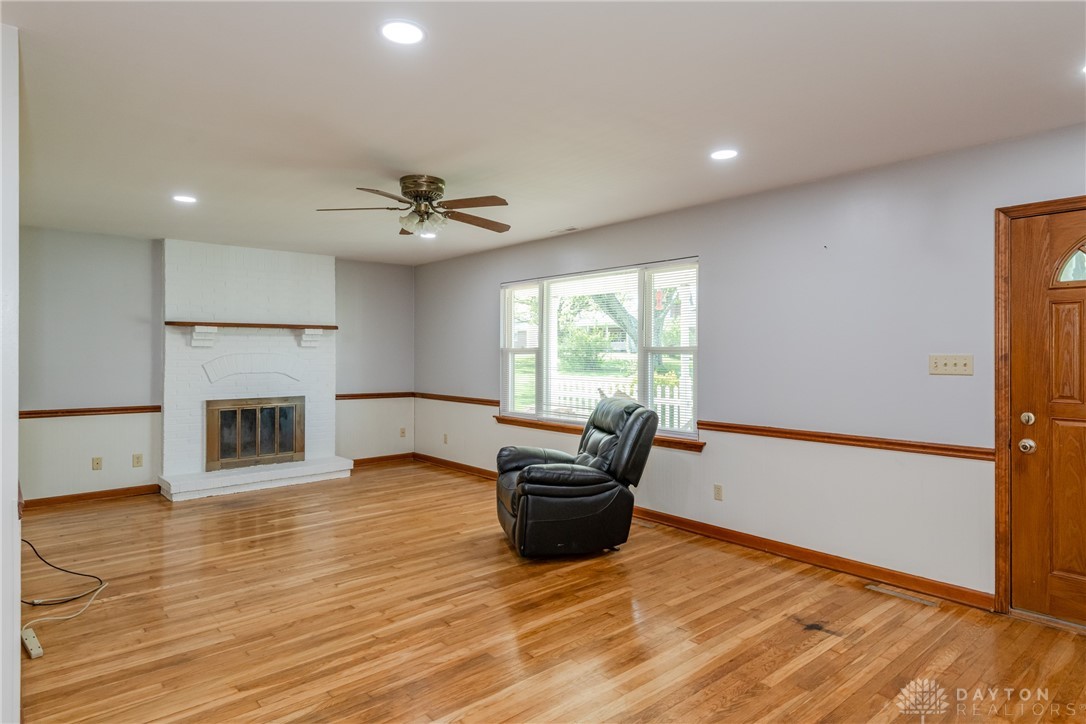 220 Washington Road Xenia, OH 45385 - Photo 9 of 53 Gallery Image 9
