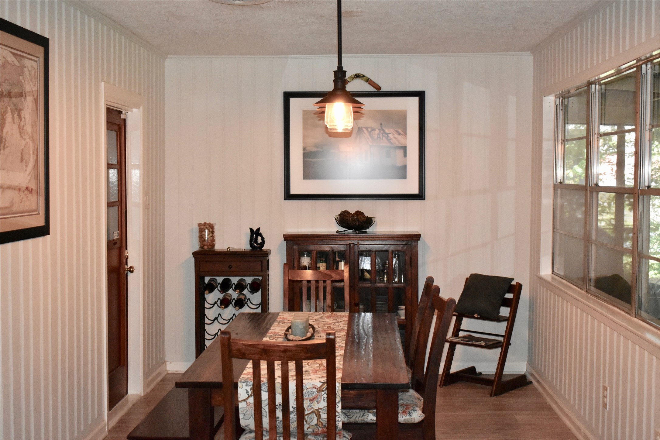 4624 Verone Street Bellaire, TX 77401 - Photo 8 of 33 a dining room with furniture and window