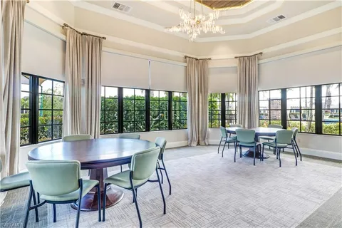 $635,000 | 9469 Foxglove Lane, Naples, FL 34120