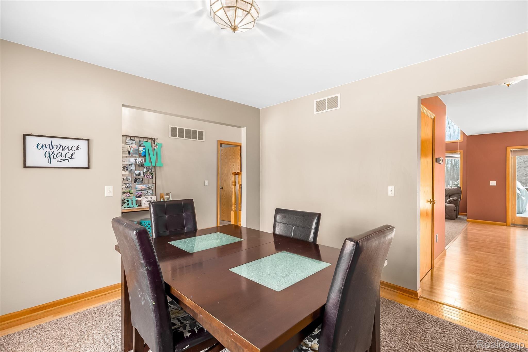 1499 Wiggins Road Fenton, MI 48430 - Photo 20 of 47 1499 Wiggins Road