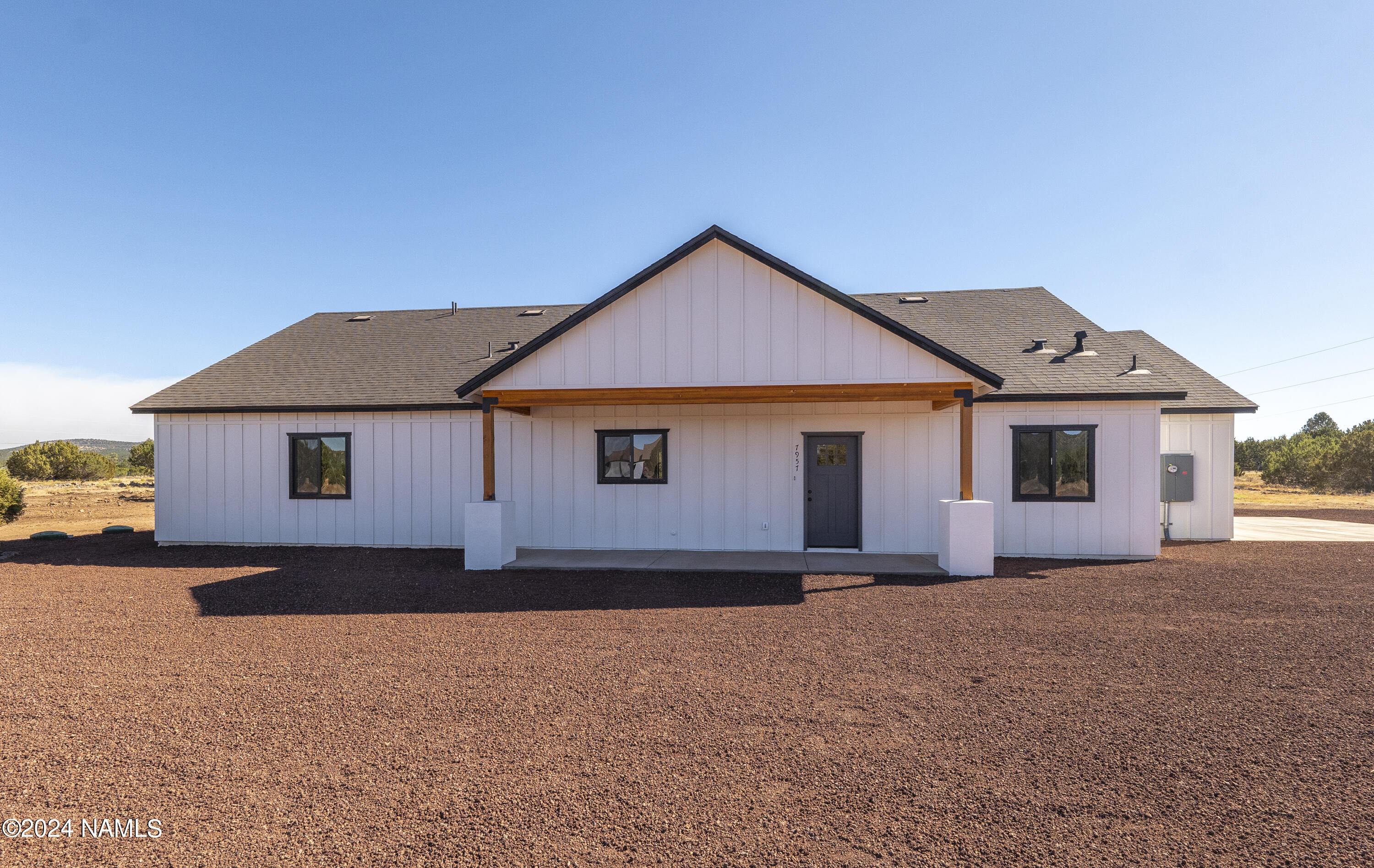 7957 North Red Lake Road Williams, AZ 86046 - Photo 1 of 31 P1668469