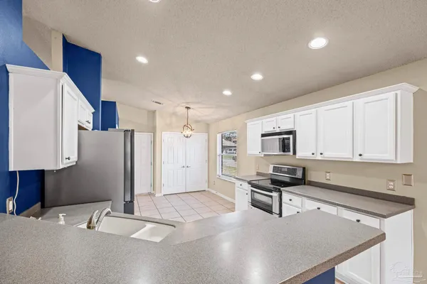 $304,900 | 4907 Makenna Circle, Pace, FL 32571