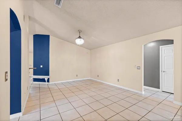 $304,900 | 4907 Makenna Circle, Pace, FL 32571