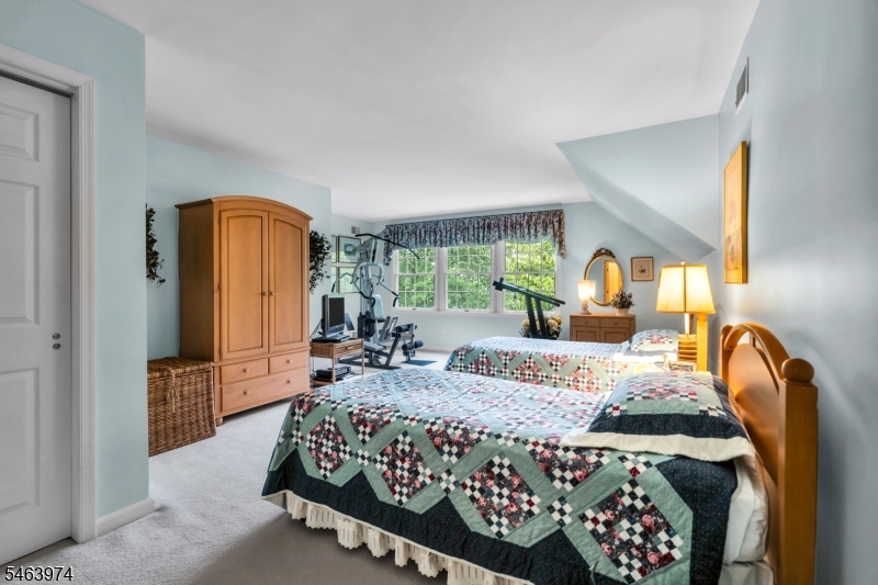 31 Dickinson Road Bernards, NJ 07920 - Photo 25 of 42 Gallery Image 25