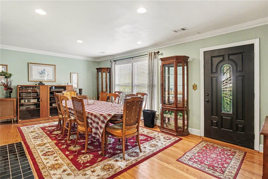 2088 East Roxboro Road Northeast Atlanta, GA 30324 - Photo 3 of 35