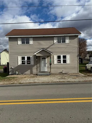 $950 | 1631 Hyndman Street, Connellsville, PA 15425