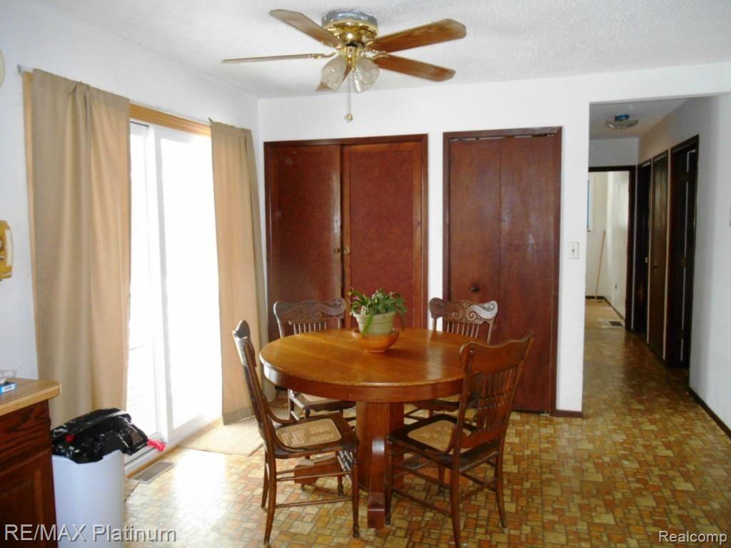8520 Antcliff Road Howell, MI 48855 - Photo 8 of 16 Dining/ Eating Area