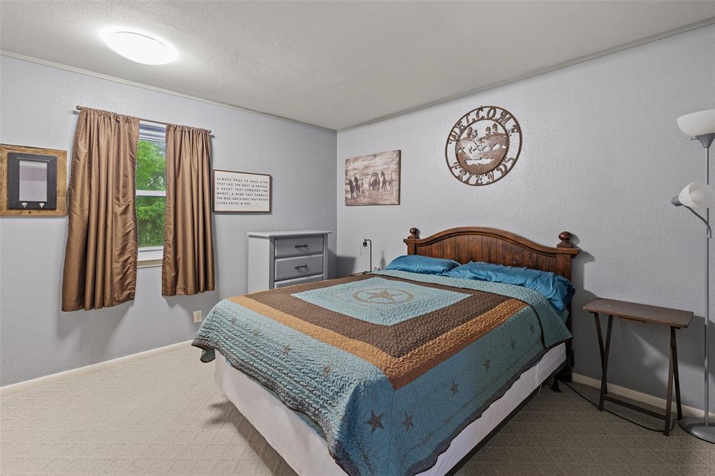 4111 Davis Road Granbury, TX 76049 - Photo 15 of 33