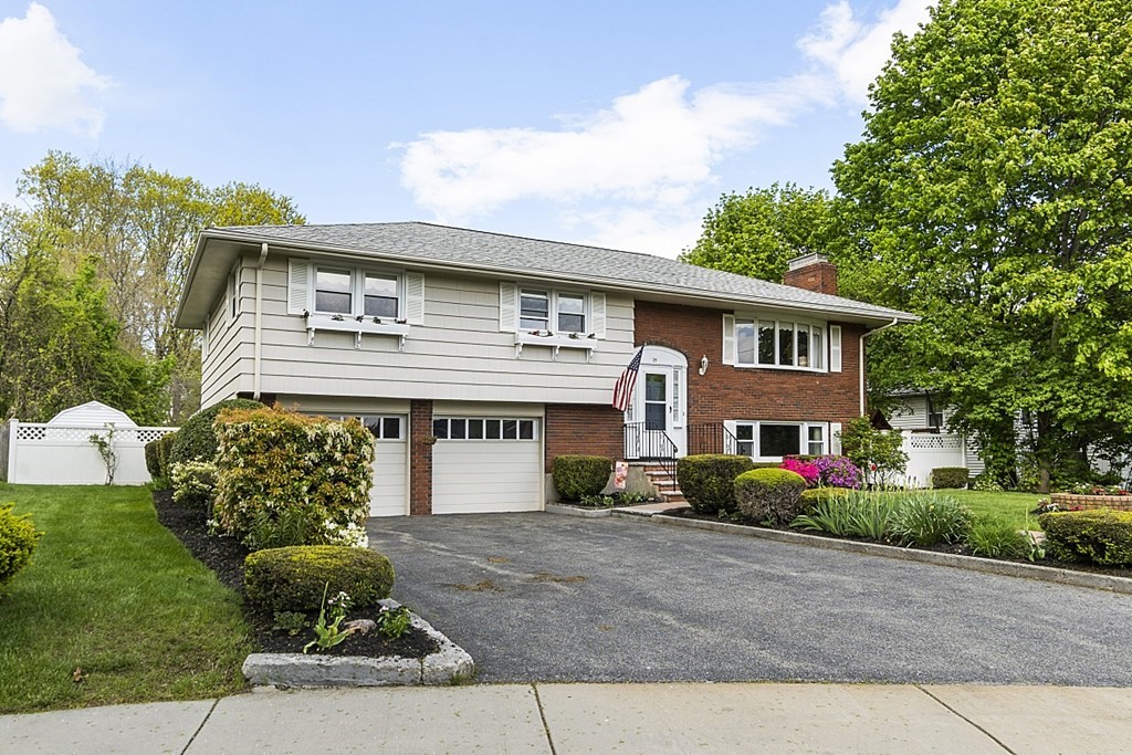 25 Anthony Road Newton, MA 02460 - Photo 6 of 33