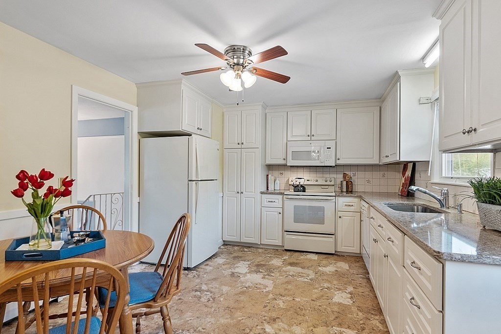 25 Anthony Road Newton, MA 02460 - Photo 10 of 33