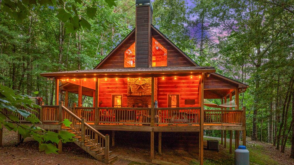 300 Ridgecrest Drive Blue Ridge, GA 30513 - Photo 1 of 31