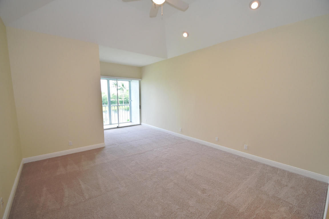 5118 Lake Catalina Drive, Unit B Boca Raton, FL 33496 - Photo 13 of 74 14