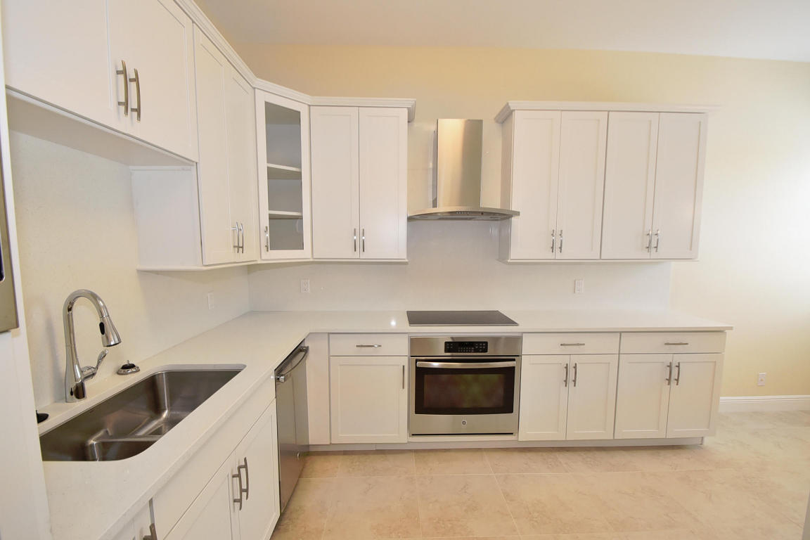 5118 Lake Catalina Drive, Unit B Boca Raton, FL 33496 - Photo 18 of 74 21