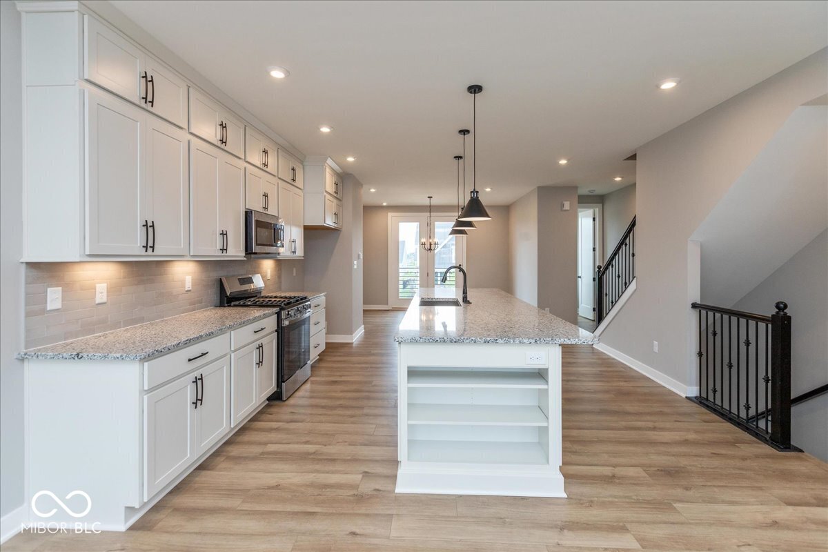 7309 Bayview Run McCordsville, IN 46055 - Photo 9 of 40