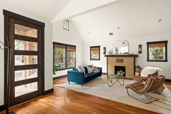 $1,999,000 | 708 Sparks Avenue, Austin, TX 78705