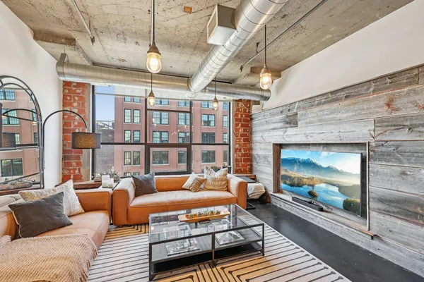 $2,095 | 718 North Washington Avenue, Unit 506, Minneapolis, MN 55401