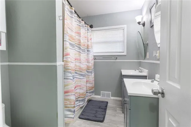 $200,000 | 4604 East 114 Terrace, Kansas City, MO 64137