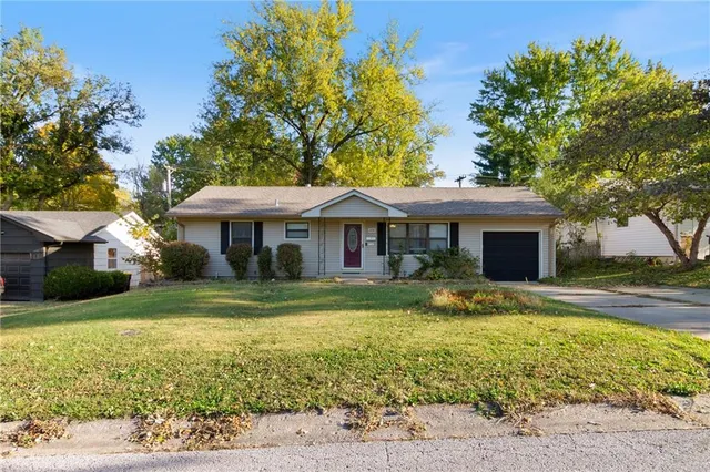 $200,000 | 4604 East 114 Terrace, Kansas City, MO 64137