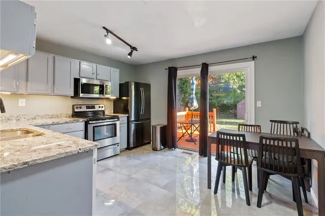 $200,000 | 4604 East 114 Terrace, Kansas City, MO 64137