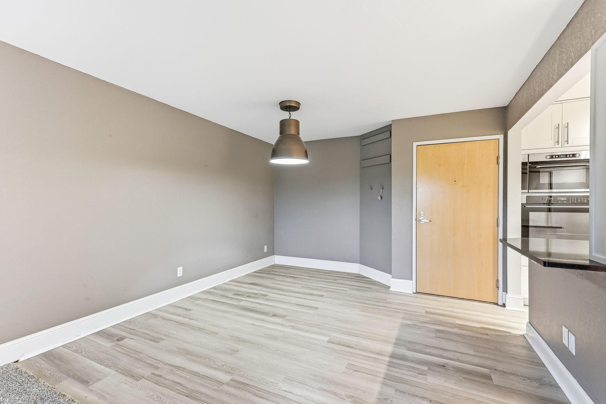 1700 Four Oaks Road, Unit 331 Eagan, MN 55121 - Photo 11 of 37