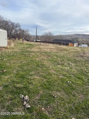 a view of a ocean view