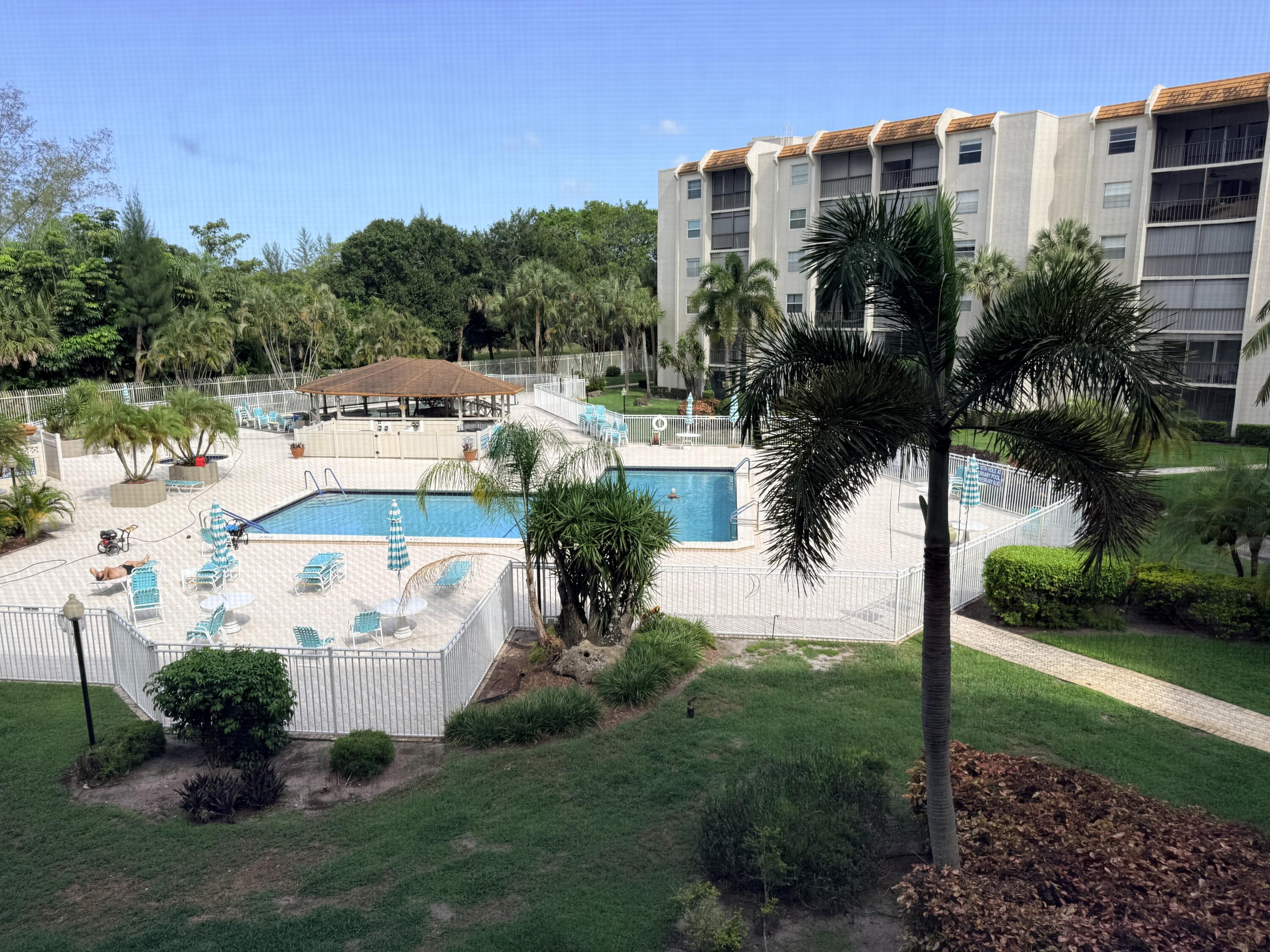 3930 Inverrary Boulevard, Unit 303 Lauderhill, FL 33319 - Photo 34 of 36 IMG_4497