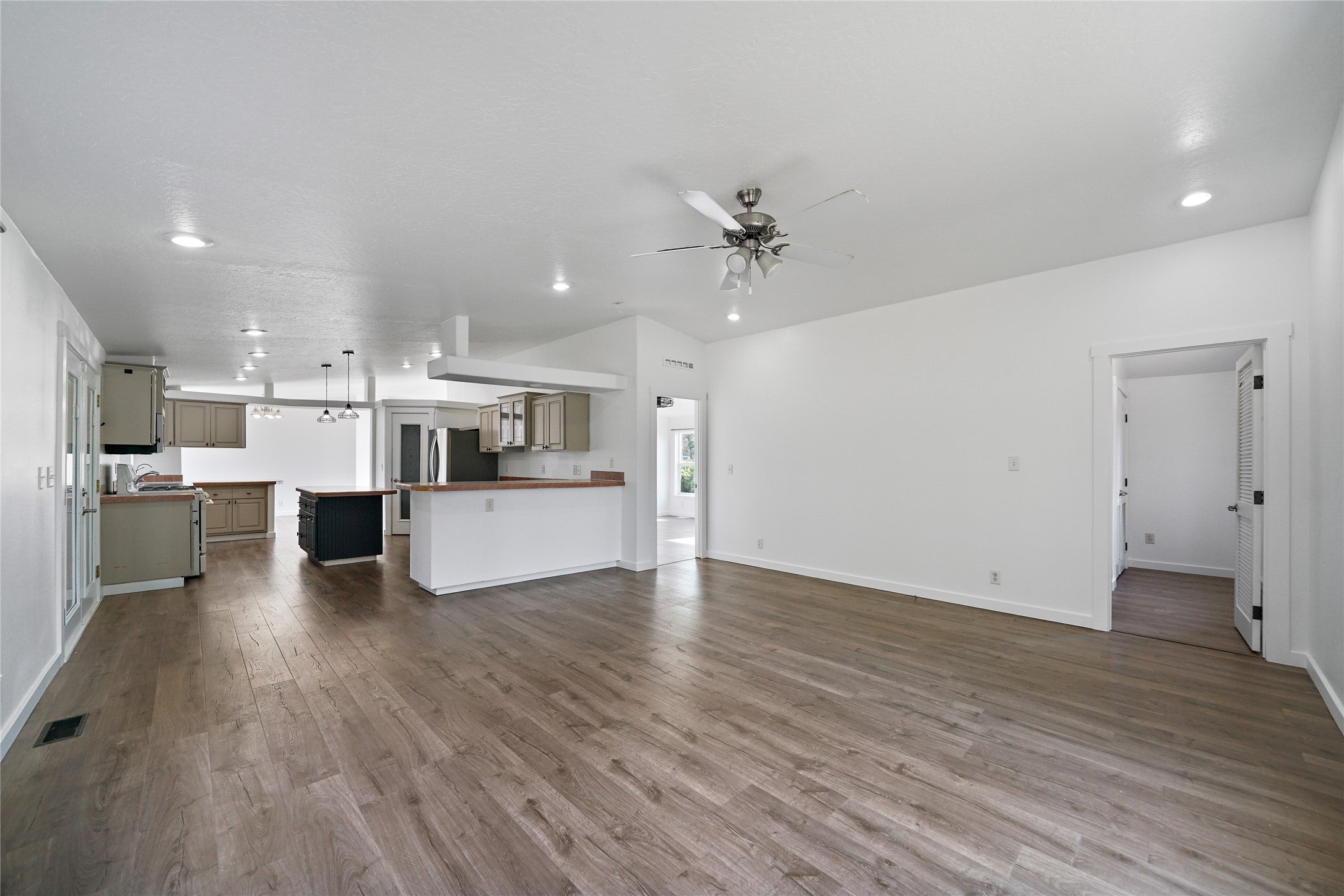 4445 Thorpe Road Belgrade, MT 59714 - Photo 7 of 61 Gallery Image 7