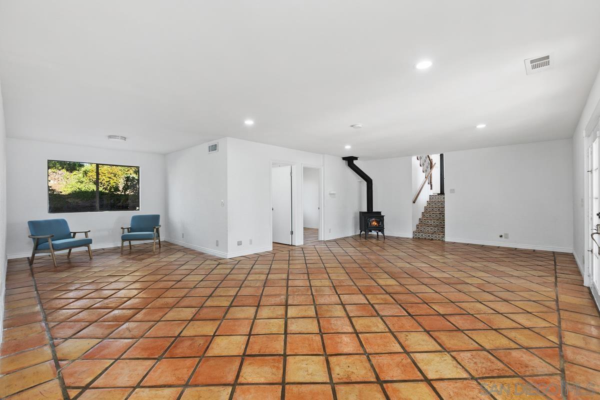 13747 Little Pond Road Valley Center, CA 92082 - Photo 14 of 39 a view of an empty room and window