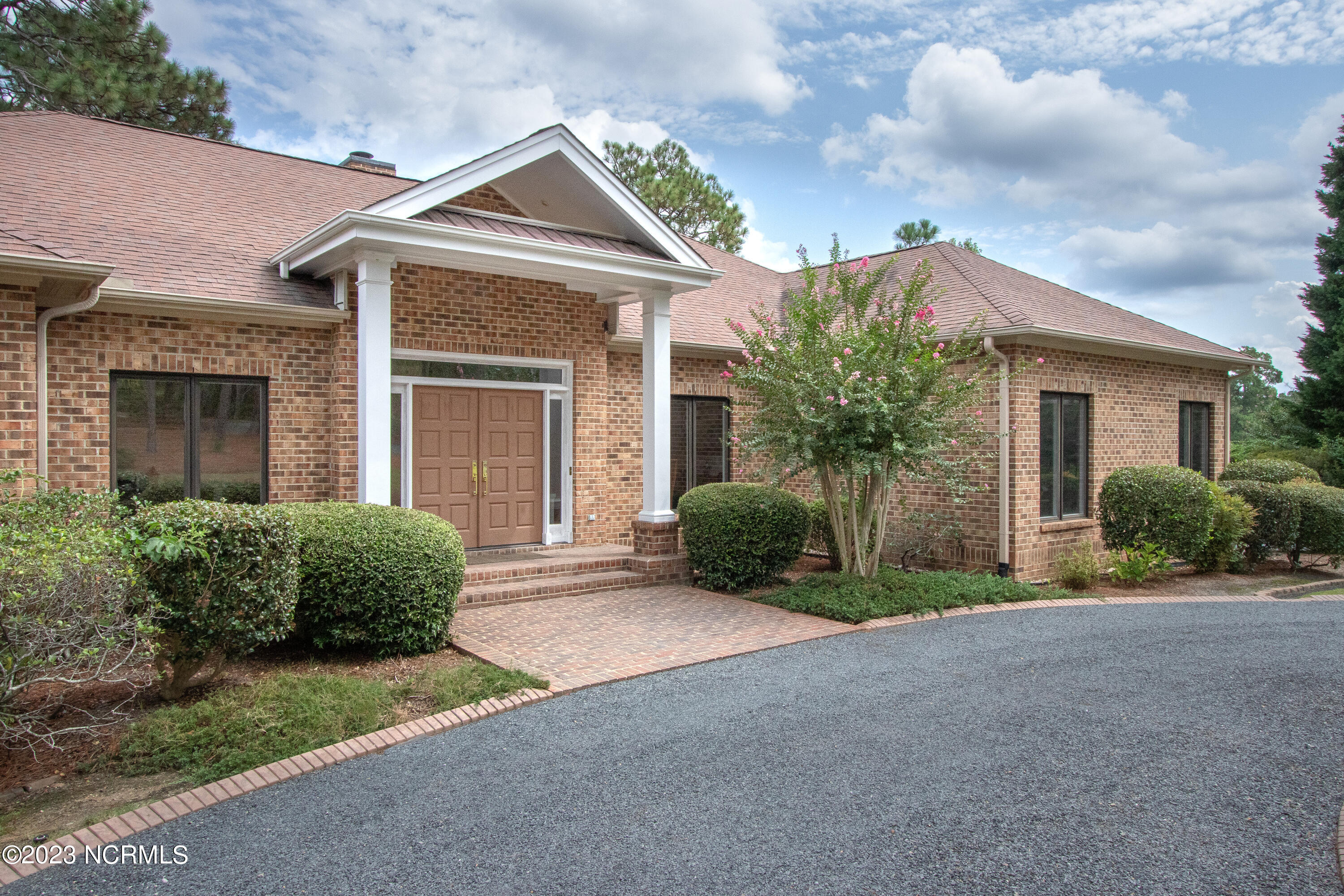 225 Hearthstone Road Pinehurst, NC 28374 - Photo 2 of 43 IMG_1326