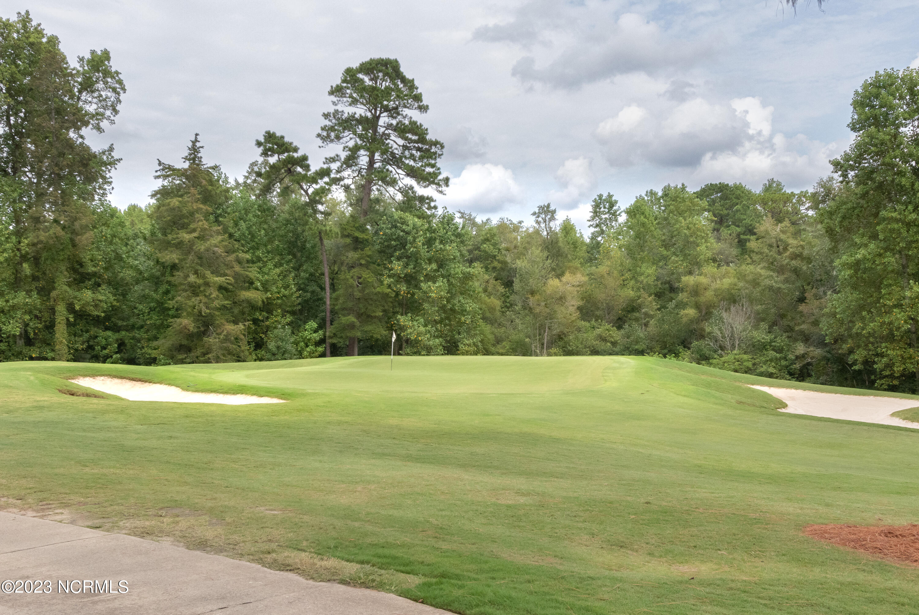 225 Hearthstone Road Pinehurst, NC 28374 - Photo 4 of 43 IMG_1301