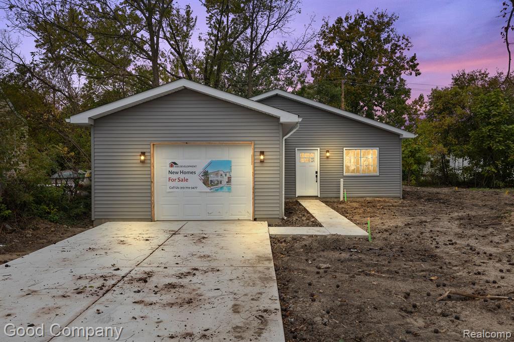 652 Franklin Road Pontiac, MI 48341 - Photo 4 of 30